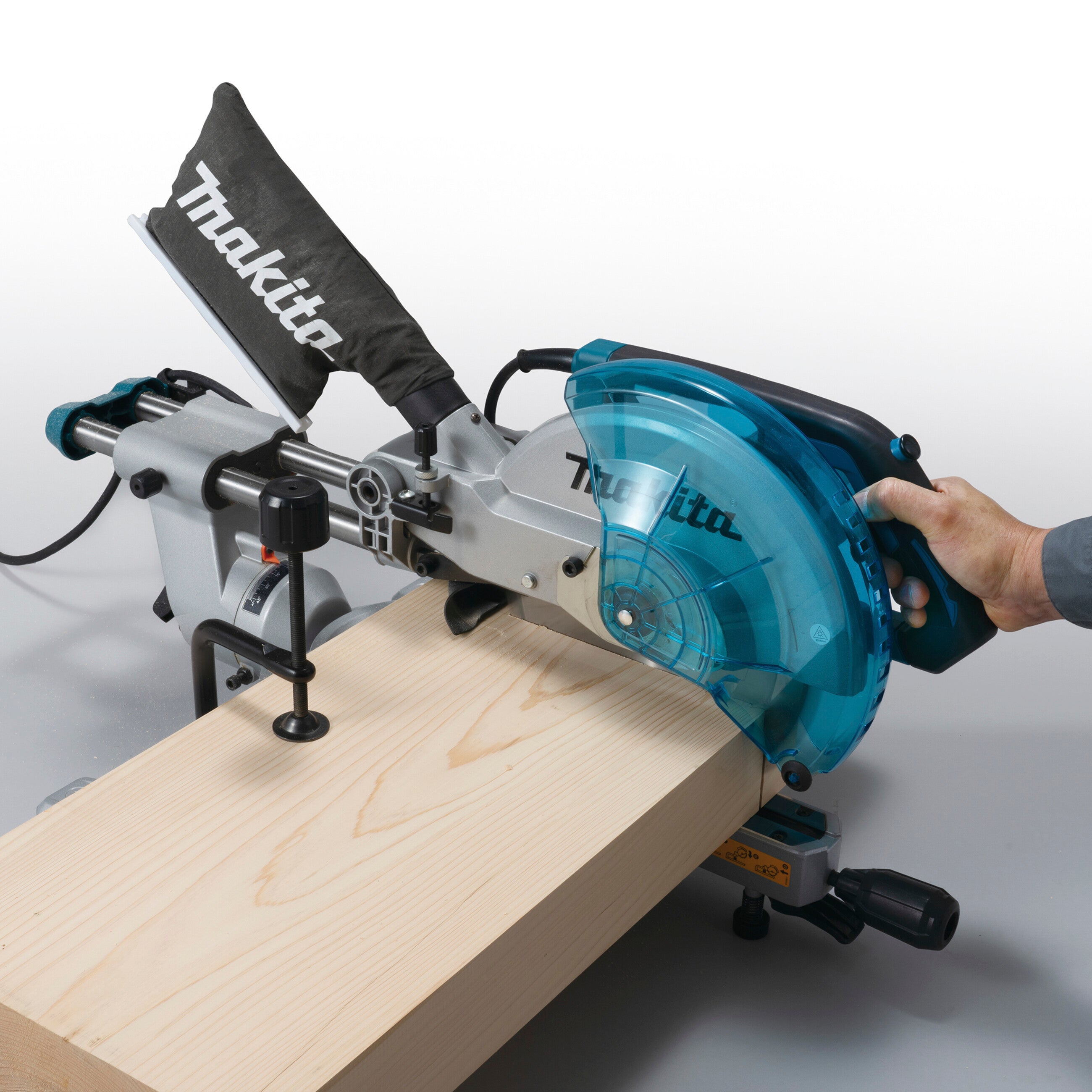 Makita Kapp-Gehrungssäge LS1110F, 145W Paneelsäge, 260 mm